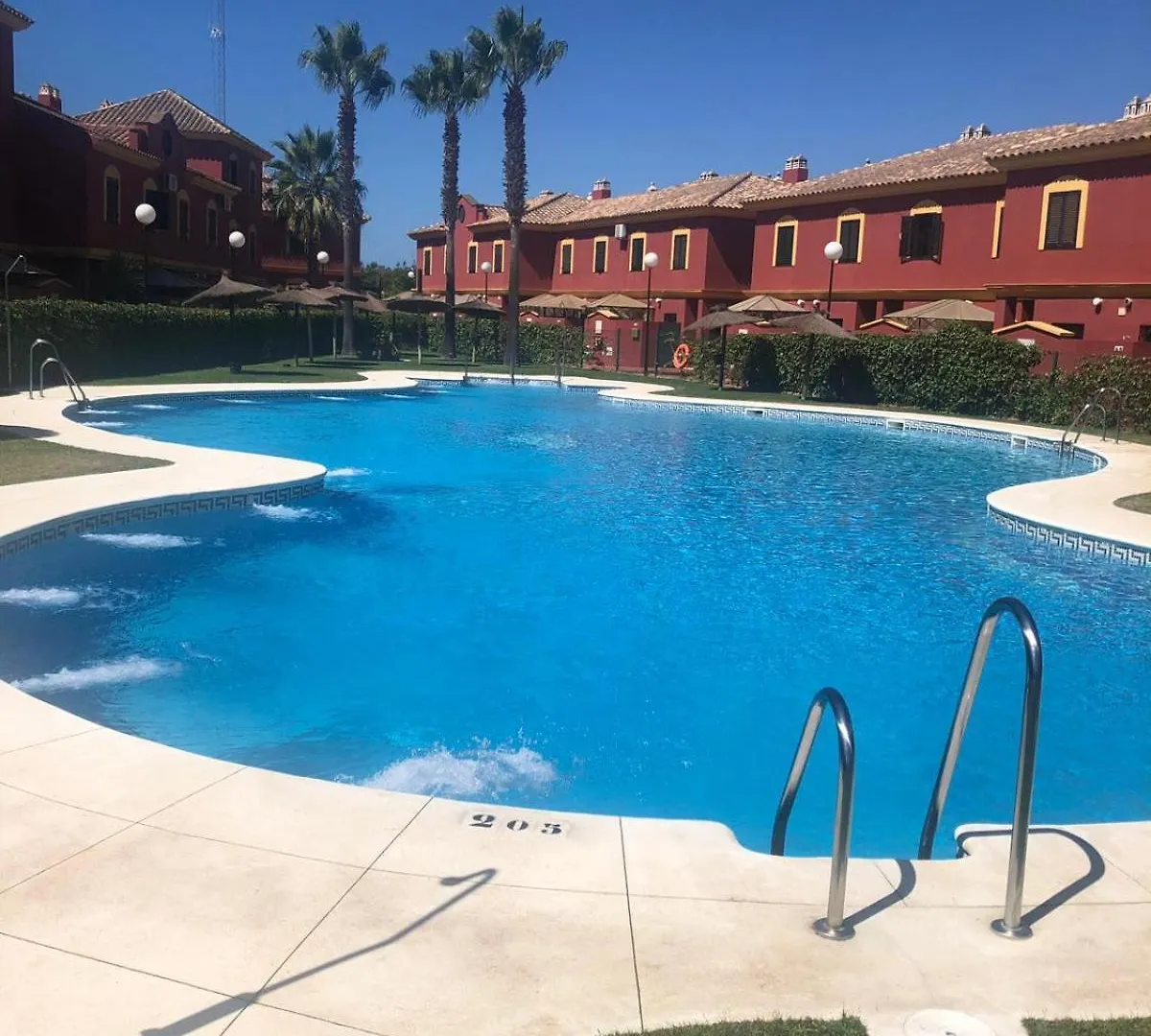 Golf Playa Y Sol Chalet Adosado Con Preciosa Piscina Golf Sun And Beach House With Swimming Pool Islantilla