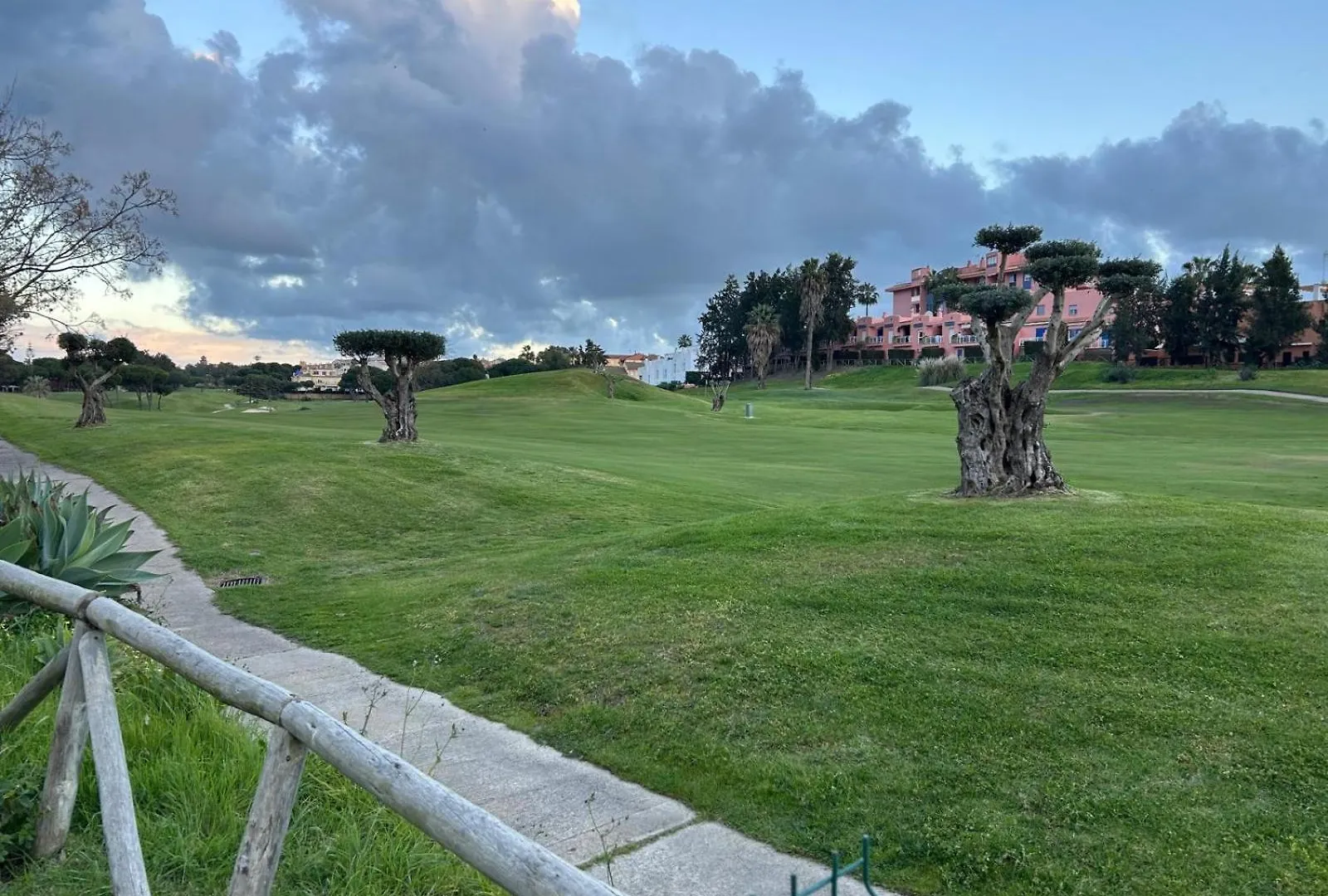 Feriehus Golf Playa Y Sol Chalet Adosado Con Preciosa Piscina Golf Sun And Beach House With Swimming Pool Islantilla Spanien